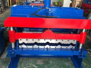 Máy chấn gấp tôn