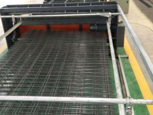 Máy sản xuất lưới thép hàn